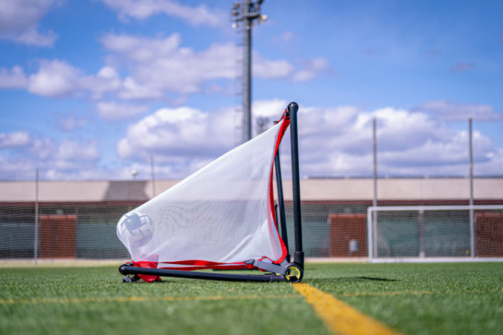 BazookaGoal pop-up football goal