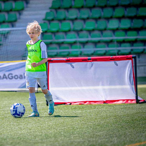 BazookaGoal pop-up football goal