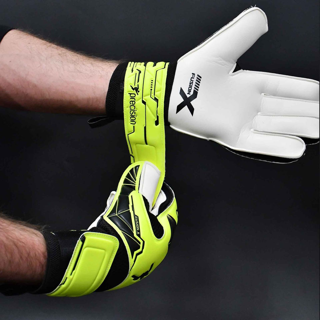 Precision Junior Fusion X Flat Cut Essential Goal Keeper Gloves