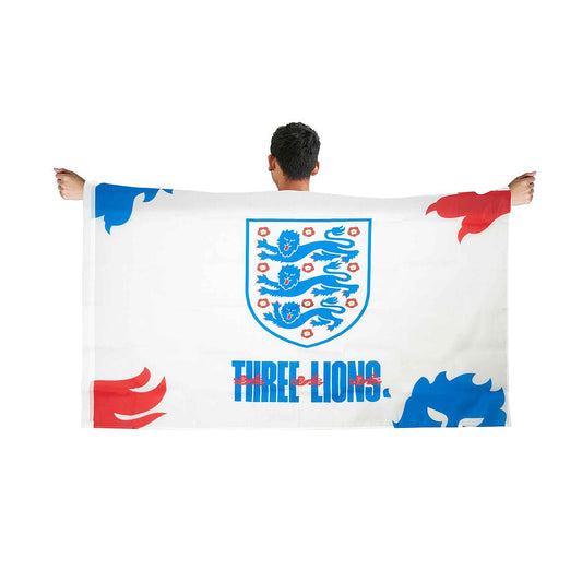 England Football Team 3 Lions Cape Flag